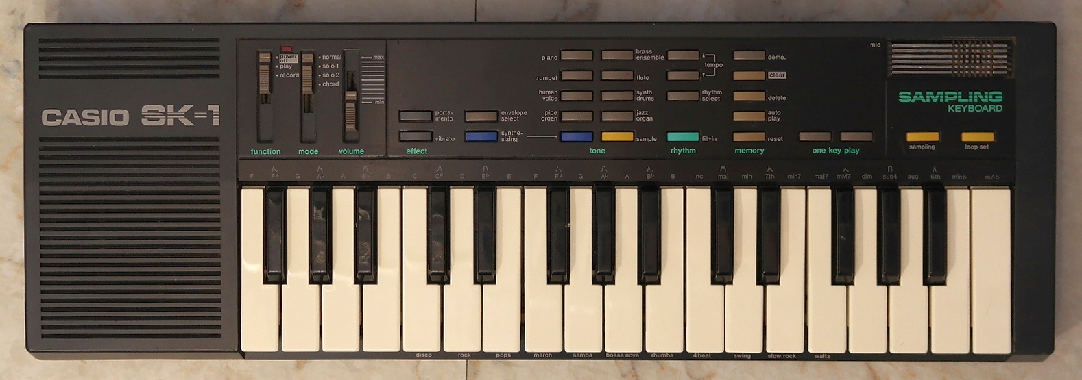 Ensomhed Fortov tilbagemeldinger Keyboard: Casio SK-1 - The 8-Bit Guy